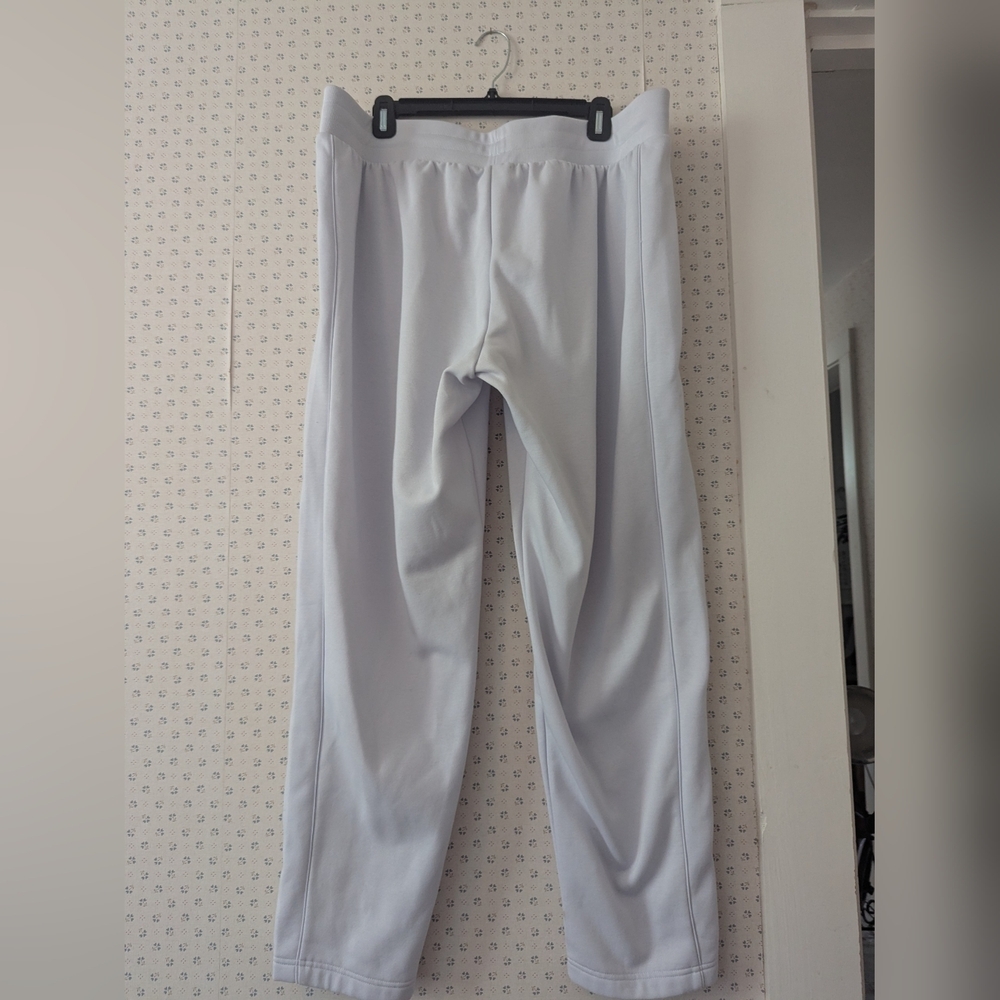 Adidas 2XL White Track Pants Two Side Pockets Street wear Gym Loungewear Sports - Picture 2 of 11